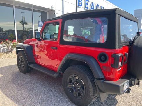 Used 2024 Jeep Wrangler Sport image 5