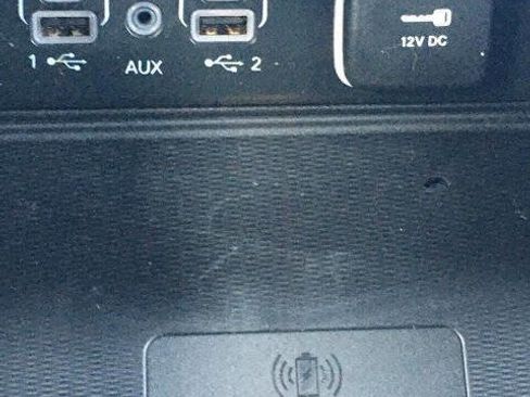 Used 2023 Jeep Grand Cherokee Altitude image 21