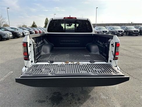 New 2026 Nissan Frontier SV w/ Tow Package image 12