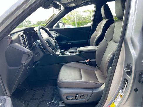 Certified 2025 Lexus TX 350 AWD w/ Technology Package image 12