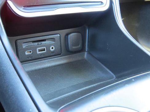 Used 2018 GMC Terrain SLT w/ Preferred Package image 29