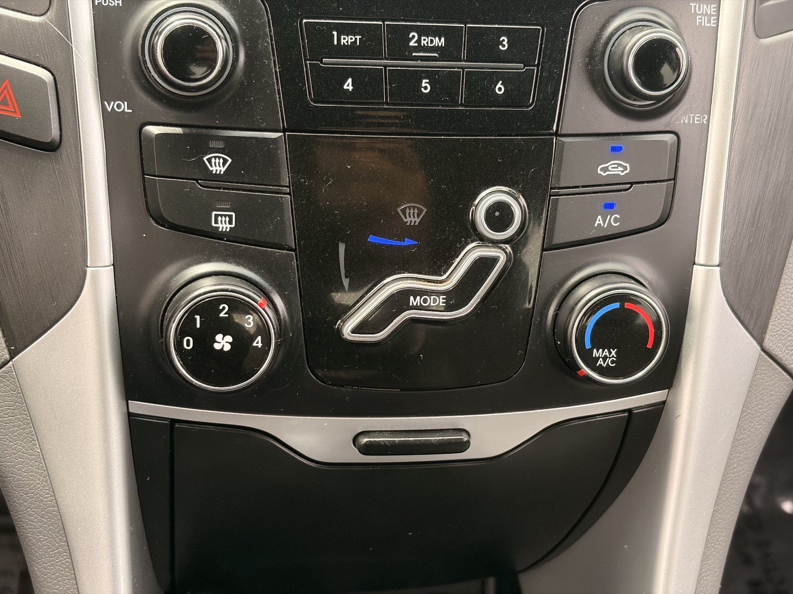 Used 2013 Hyundai Sonata SE FWD image 23