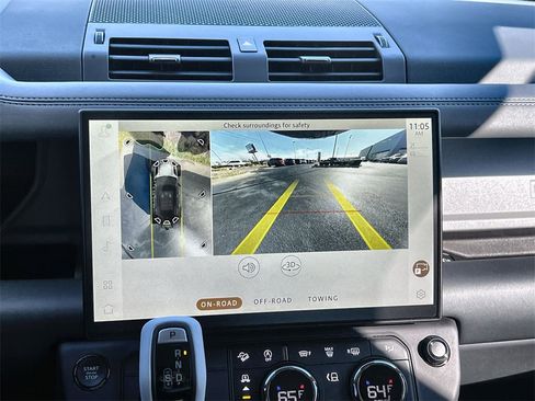 Used 2026 Land Rover Defender 110 image 26