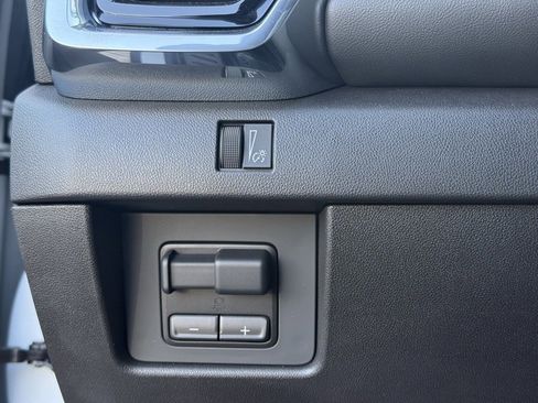 New 2026 GMC Canyon Elevation w/ Convenience Package image 24