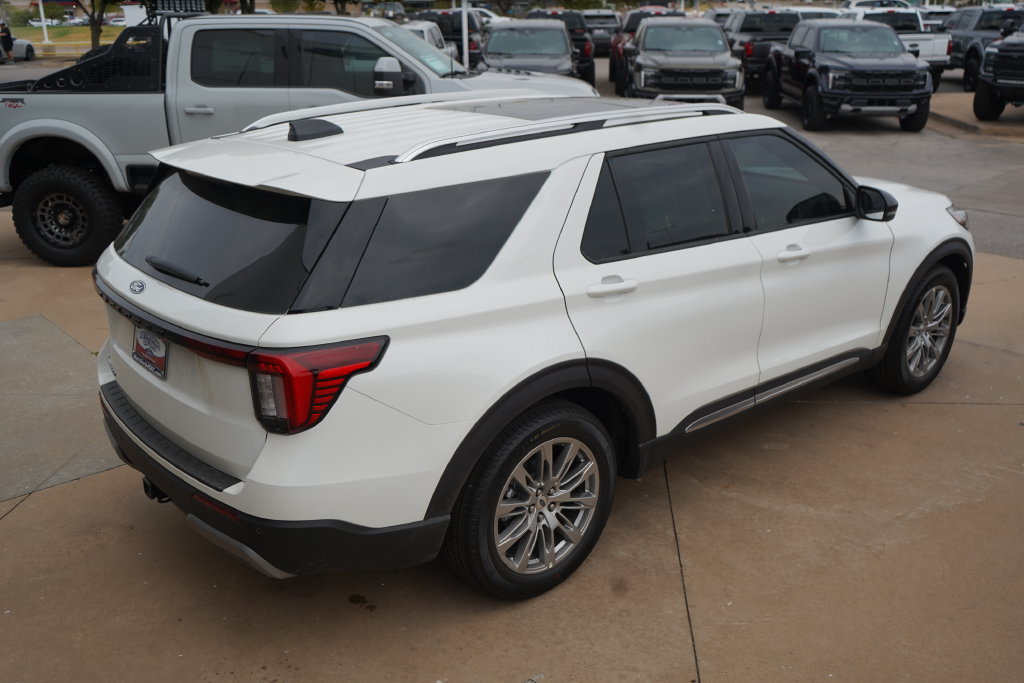 New 2027 Ford Explorer Platinum RWD image 15