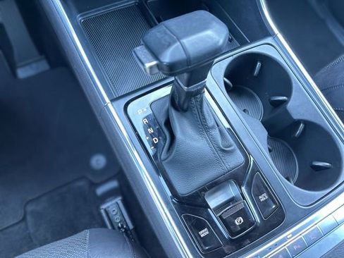 Used 2025 Kia Carnival SX Prestige image 21