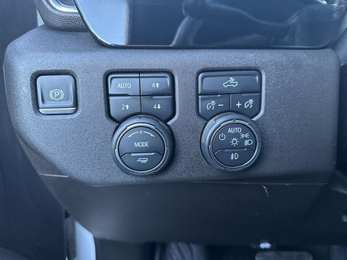 Certified 2024 Chevrolet Silverado 1500 RST w/ Z71 Off-Road Package image 13