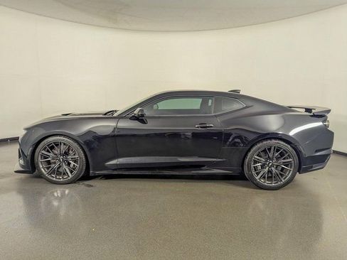 Used 2019 Chevrolet Camaro ZL1 image 5