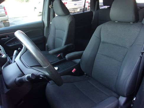 Used 2019 Honda Passport Sport image 9