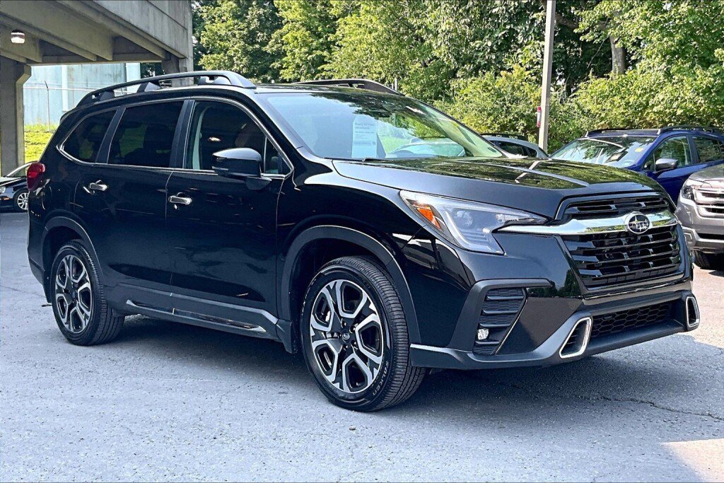 Certified 2026 Subaru Ascent Touring AWD/4WD image 19