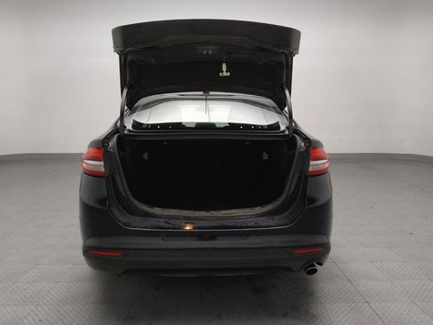 Used 2018 Ford Fusion SE w/ Fusion SE Technology Package image 29