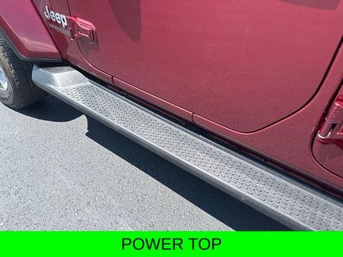 Used 2021 Jeep Wrangler Unlimited Sahara w/ Uconnect 4C Nav & Sound Group AWD/4WD image 10