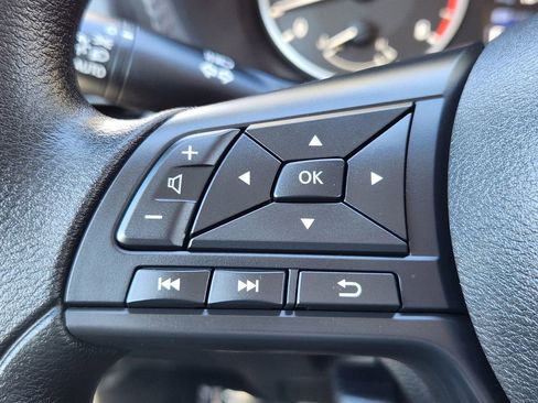 Used 2025 Nissan Sentra S FWD image 18
