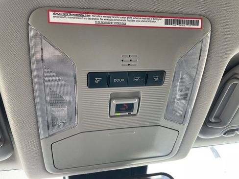 Used 2024 Toyota RAV4 XLE image 46