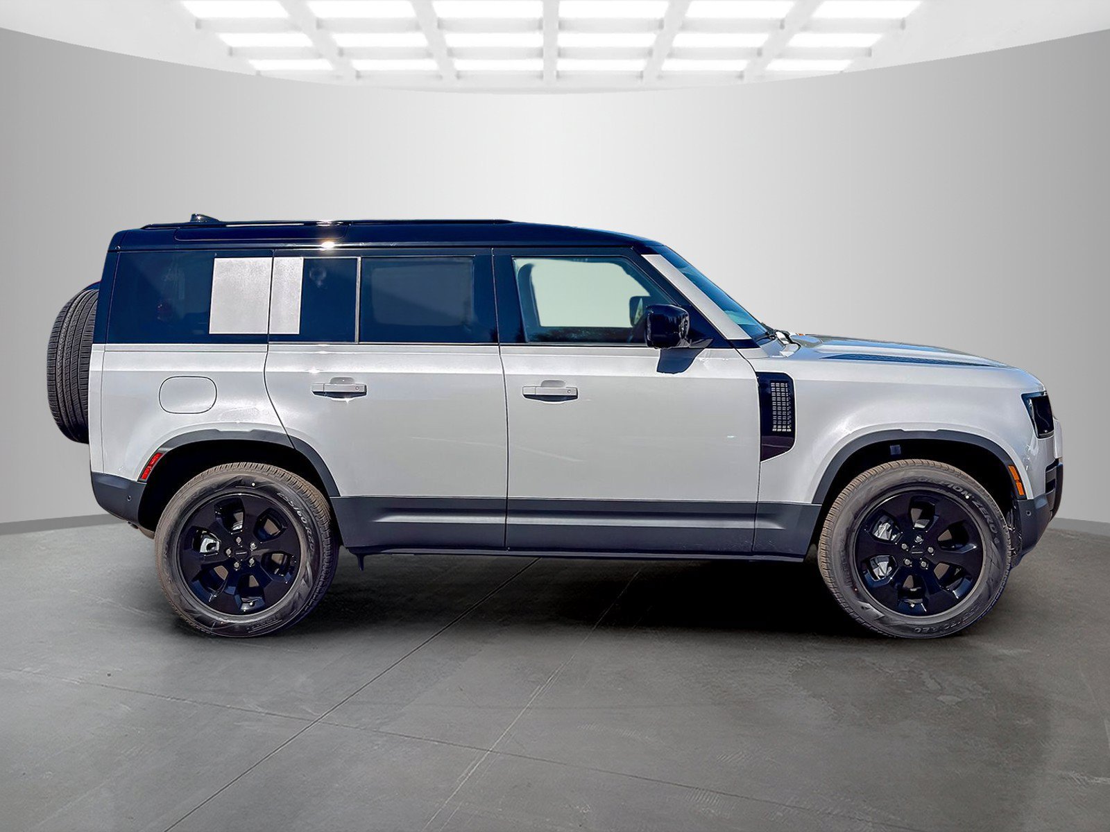 New 2026 Land Rover Defender 110 S AWD/4WD image 6