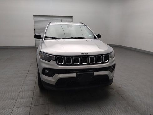 Used 2024 Jeep Compass Latitude AWD/4WD image 14