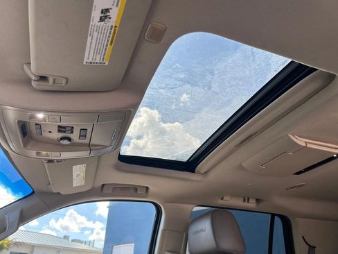 Used 2016 GMC Yukon Denali w/ Open Road Package image 16