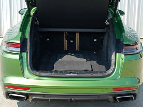 Used 2021 Porsche Panamera 4 image 10