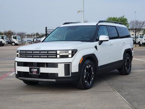 Used 2025 Hyundai Santa Fe SEL image 11