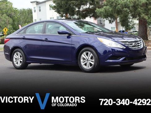 Used 2013 Hyundai Sonata GLS FWD image 1