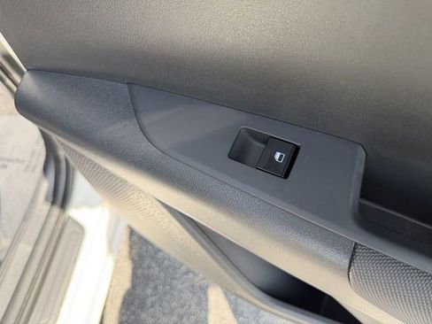 Certified 2025 Kia Niro EX FWD image 31