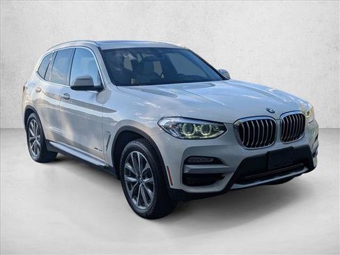 Used 2018 BMW X3 xDrive30i AWD/4WD image 3
