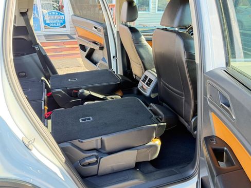 Used 2018 Volkswagen Atlas SEL Premium AWD/4WD image 47