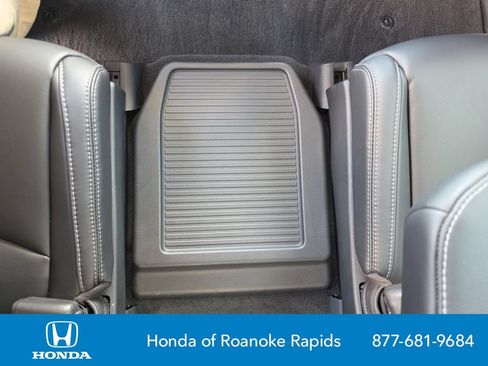 Used 2023 Honda Pilot EX-L image 28