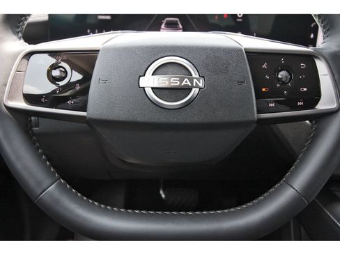 Certified 2025 Nissan Murano SL w/ Cargo Package AWD/4WD image 17