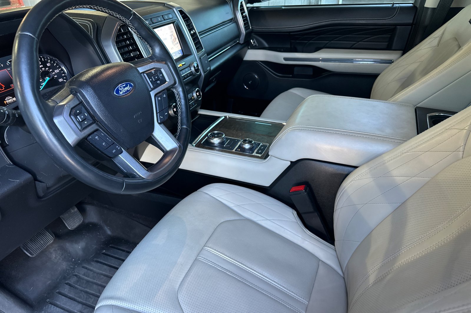 Used 2021 Ford Expedition Platinum AWD/4WD image 9