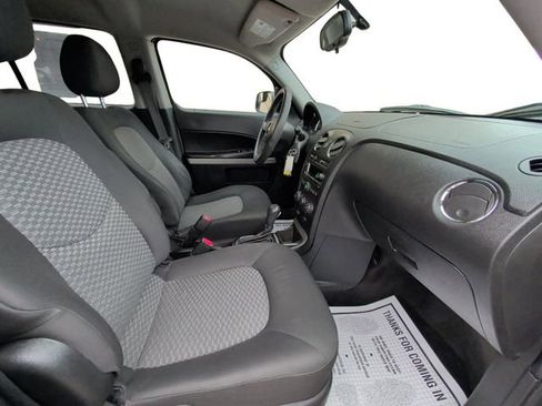 Used 2009 Chevrolet HHR LS FWD image 15