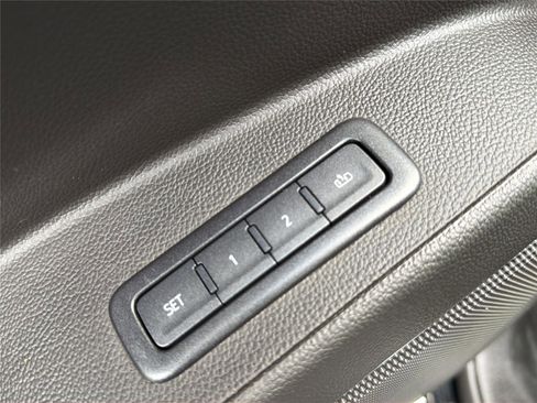 Used 2018 GMC Yukon SLT w/ Open Road Package image 28