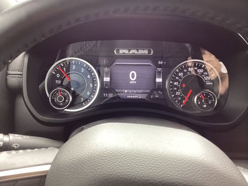 Used 2024 RAM 2500 Laramie w/ Night Edition image 16