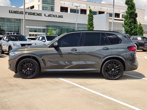 Used 2022 BMW X5 M50i w/ Executive Package AWD/4WD image 4