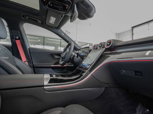 New 2025 Mercedes-Benz C 43 AMG 4MATIC Sedan image 17