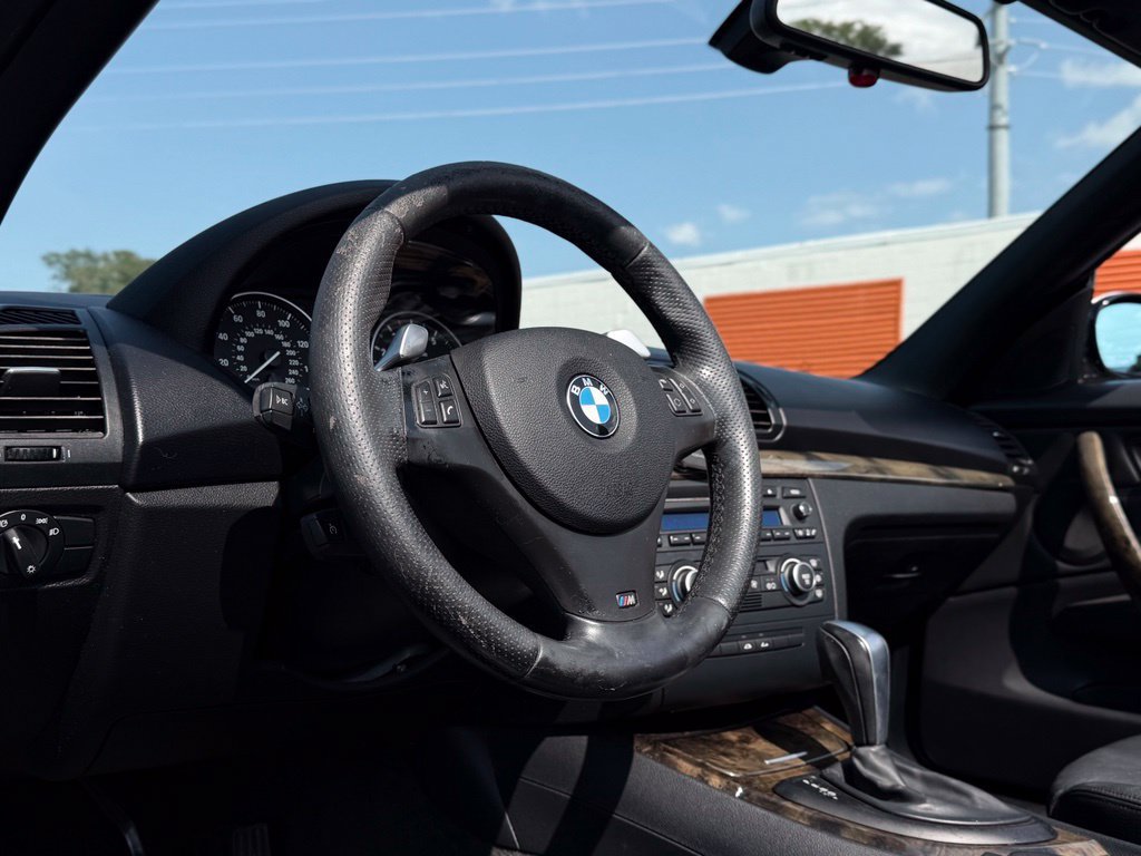 Used 2009 BMW 135i Convertible RWD image 2