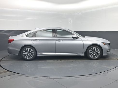 Used 2020 Honda Accord Touring image 40