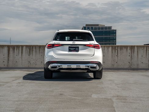 Certified 2026 Mercedes-Benz GLC 300 4MATIC image 5