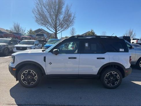 New 2026 Ford Bronco Sport Outer Banks image 8