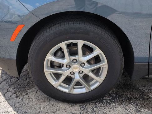 Used 2024 Chevrolet Equinox LT w/ LPO, Floor Liner Package FWD image 35