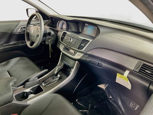 Used 2015 Honda Accord LX image 26