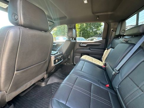 Used 2023 Chevrolet Silverado 1500 High Country w/ Technology Package AWD/4WD image 20