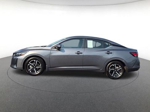Used 2025 Nissan Sentra SV w/ All-Weather Package FWD image 8