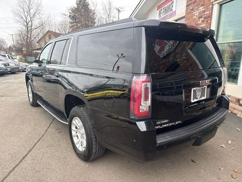 Used 2019 GMC Yukon XL SLT w/ Open Road Package image 7