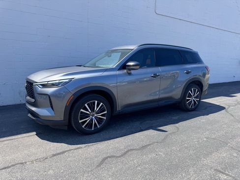 Used 2022 INFINITI QX60 Sensory image 1