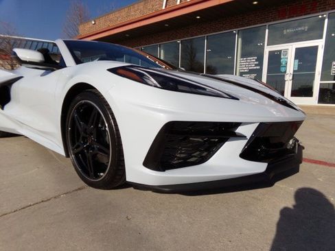 Used 2024 Chevrolet Corvette Stingray Convertible image 4