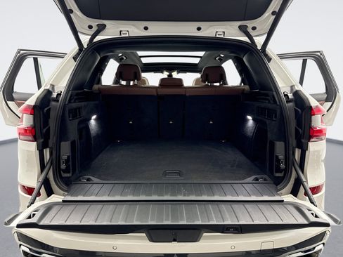 Used 2019 BMW X5 xDrive40i w/ M Sport Package image 20