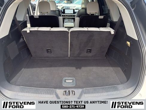 Used 2025 Lincoln Aviator 2WD w/ Equipment Group 101A image 39