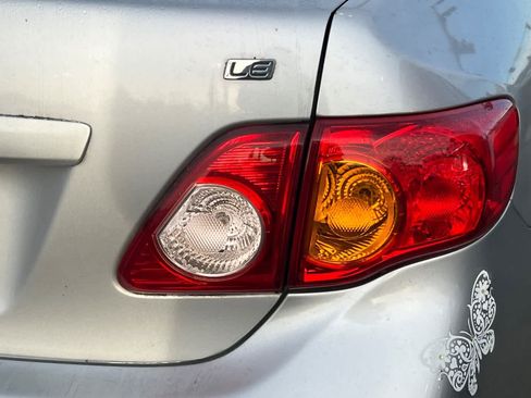 Used 2010 Toyota Corolla LE image 17