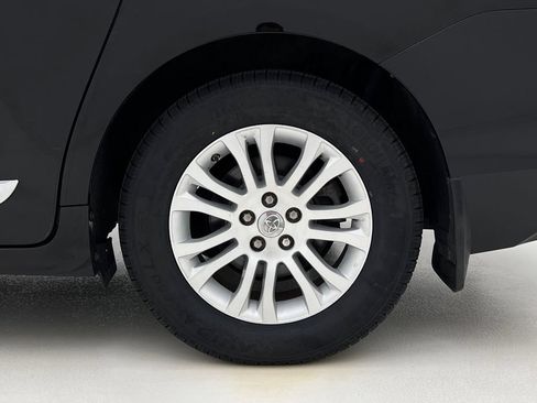 Used 2016 Toyota Sienna XLE w/ Protection Package FWD image 27